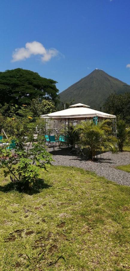 Chongos Place Hotel La Fortuna Exterior foto